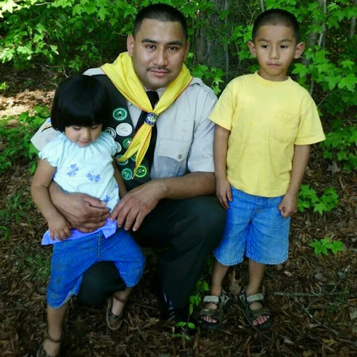 Efrain Torres Photo 16