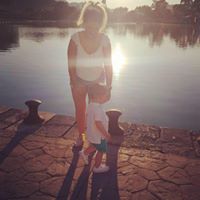 Emma Turner Photo 6