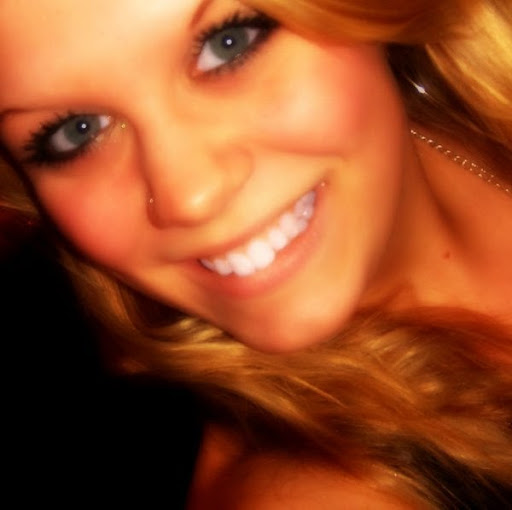 Brooke Burgess Photo 10