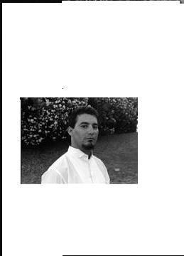 Eric Newton Photo 17
