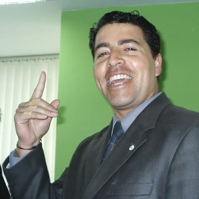 Manuel Torres Photo 6