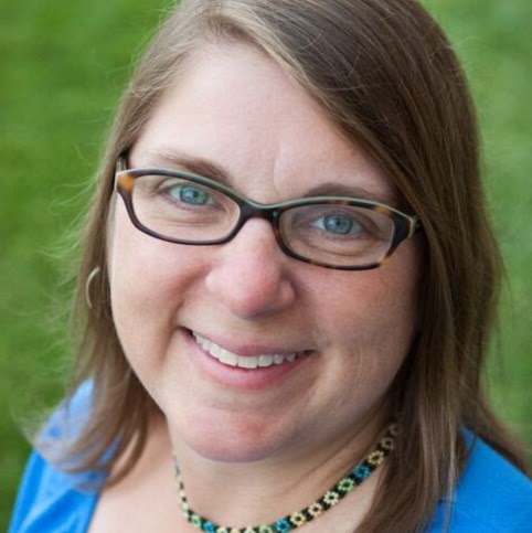 Jennifer Nolan Photo 15