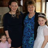Lorraine Cummins Photo 3
