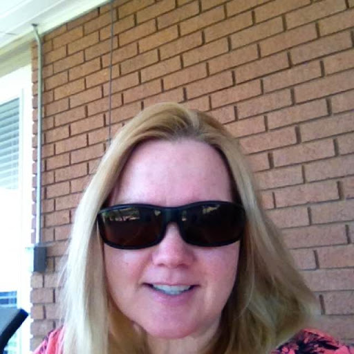Janet Lowe Photo 16