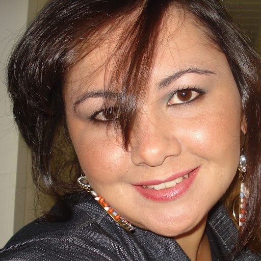 Jane Torres Photo 16