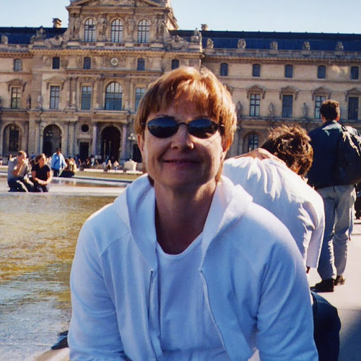 Susan Whitmore Photo 13