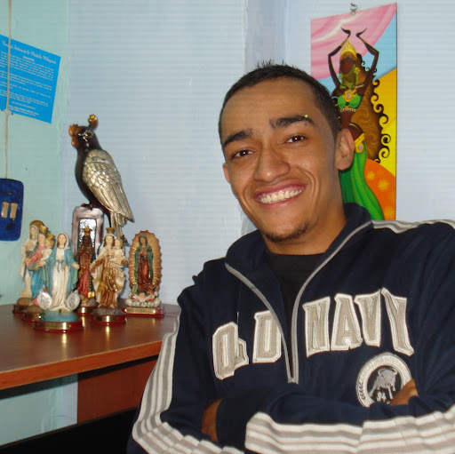 Mauricio Montoya Photo 15