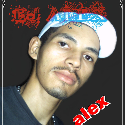 Alex Rafael Photo 15