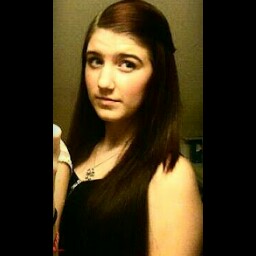 Emma Hoff Photo 5