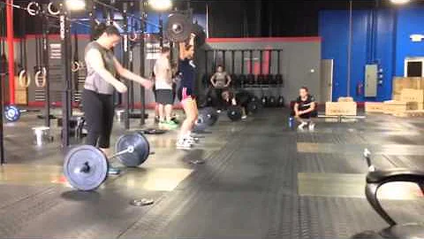 Kristin Halliday Photo 7