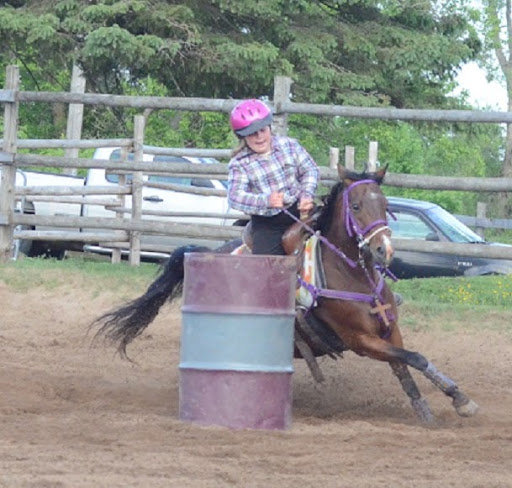 Andrea Knox Photo 14