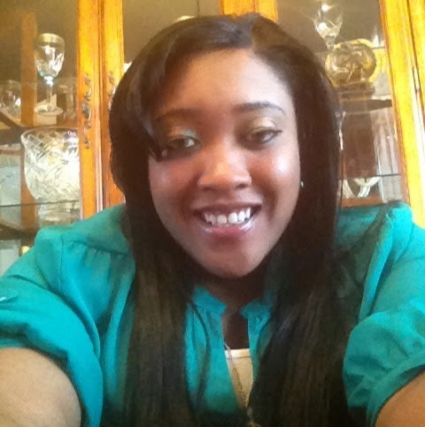 Alysia Hall Photo 14