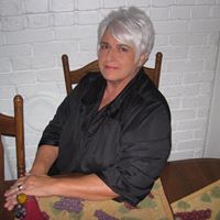 Lynda Cunningham Photo 4