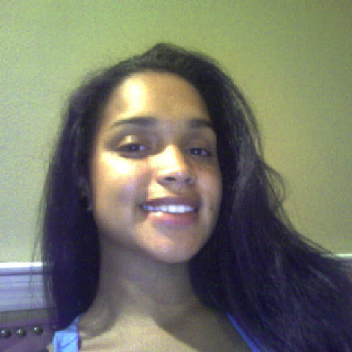 Raquel Roman Photo 15