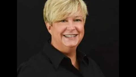 Diane Donnelly Photo 32