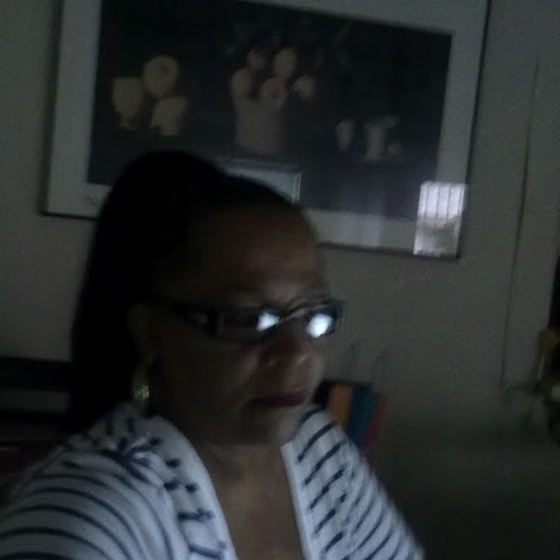 Robin Burks Photo 9