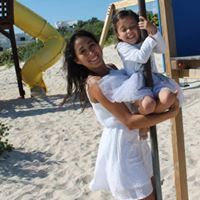 Claudia Caceres Photo 5