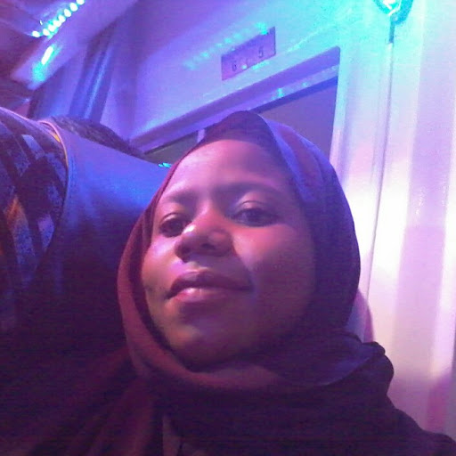 Amina Omar Photo 16