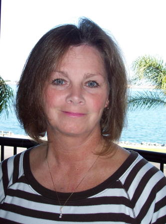 Lori Cummings Photo 17