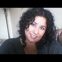 Samantha Salazar Photo 16