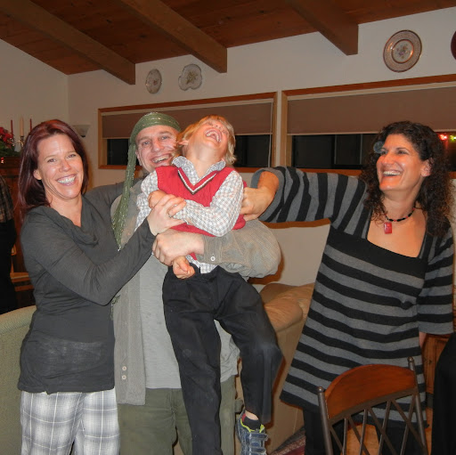 Lisa Hammer Photo 14