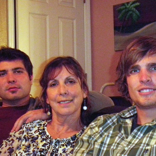 Joy Hayes Photo 12