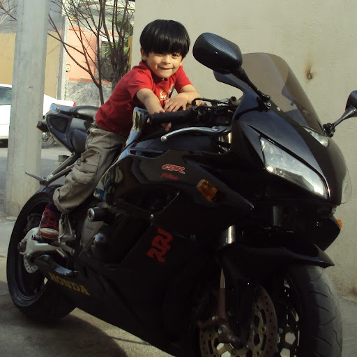 Efrain Martinez Photo 16