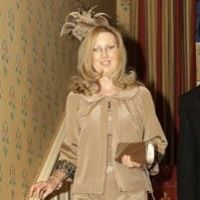 Elizabeth Nicholson Photo 5