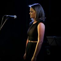 Sue Molloy Photo 3