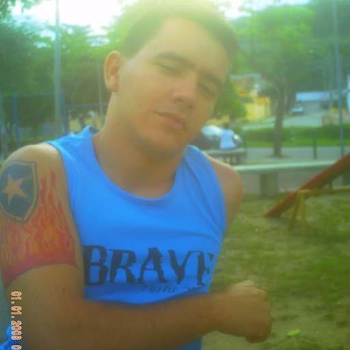 David Azevedo Photo 14