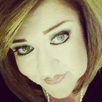 Traci Meyer Photo 7