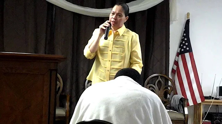 Jannette Nieves Photo 23