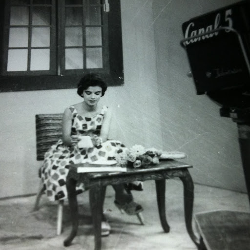 Rochelle Hudson Photo 12