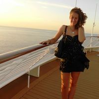 Lucy Wilkinson Photo 2
