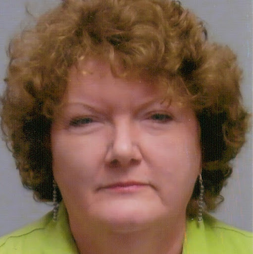 Helen Hudson Photo 15