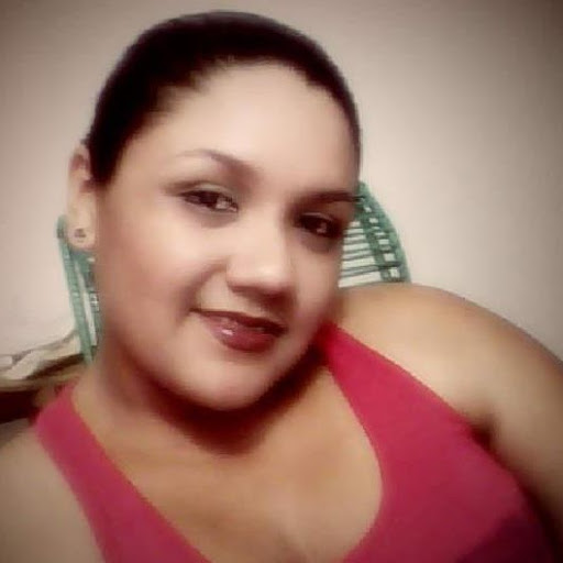 Mary Estevez Photo 11