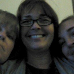 Robin Hecker Photo 4