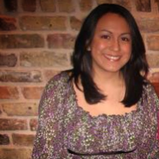 Renee Flores Photo 11