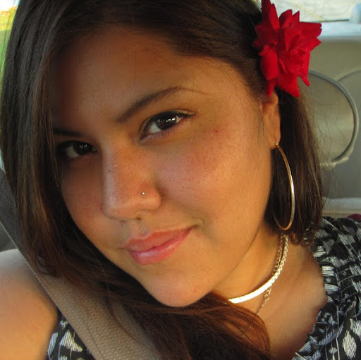 Tina Estrada Photo 13