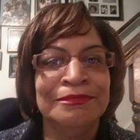 Gloria Hooper Photo 4
