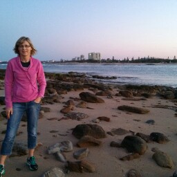 Debra Friend Photo 9