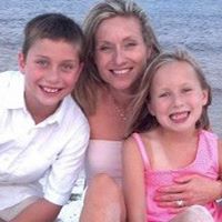 Deanna Beyer Photo 7