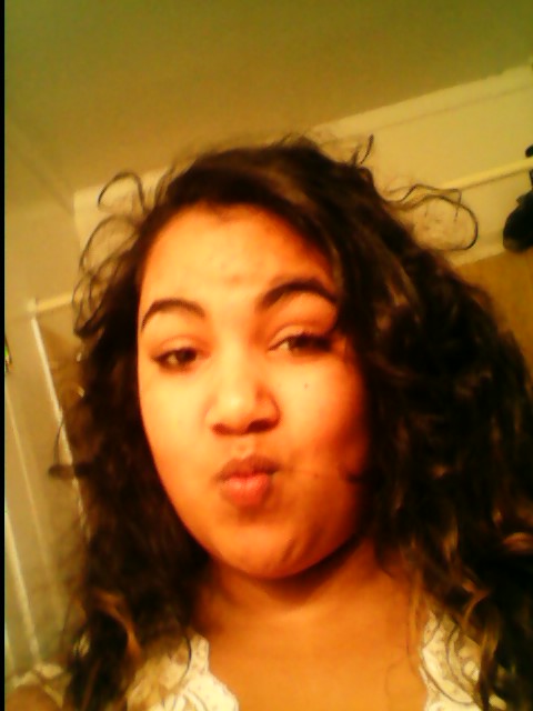 Lydia Holmes Photo 9