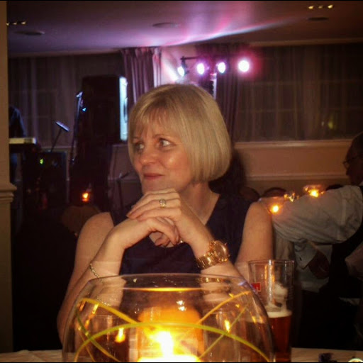 Pauline Stewart Photo 16