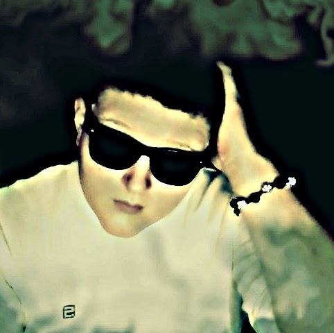 Aaron Wise Photo 14