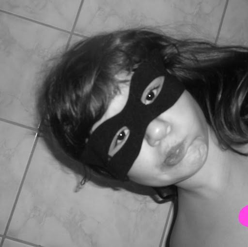 Julia Centeno Photo 11