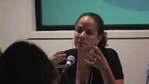 Jacquie Jones Photo 35