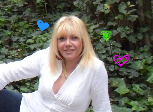Elizabeth Pino Photo 12
