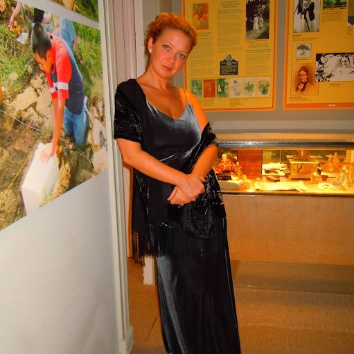 Julie Heckman Photo 10