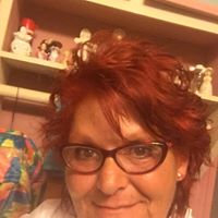 Beth Mobley Photo 7